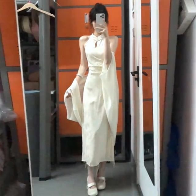 Sleeveless Plain Jacquard Midi Qipao / Light Jacket / Set