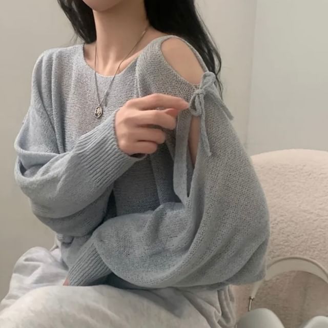 Round-Neck Cold-Shoulder Plain Long-Sleeve Sweater
