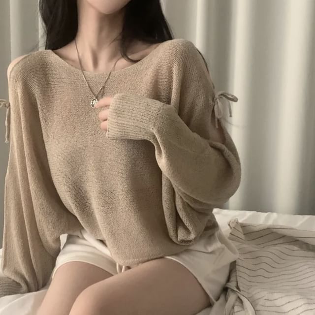 Round-Neck Cold-Shoulder Plain Long-Sleeve Sweater