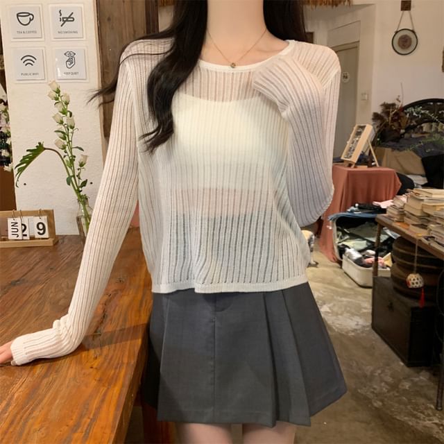 Plain Pointelle Knit Pullover with Long Sleeves and Round Crew Neckline