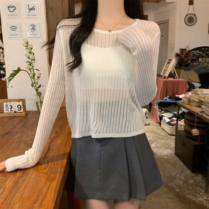 Plain Pointelle Knit Pullover with Long Sleeves and Round Crew Neckline