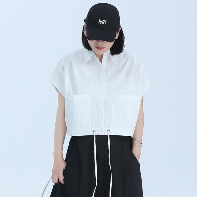 Pocketed Plain Shirt with Short Sleeves and Relaxed Casual Fit