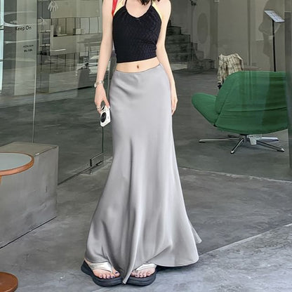 Mid Rise Plain Maxi Fishtail Skirt