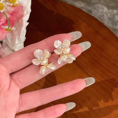 Acrylic Earring Floral Alloy Stud