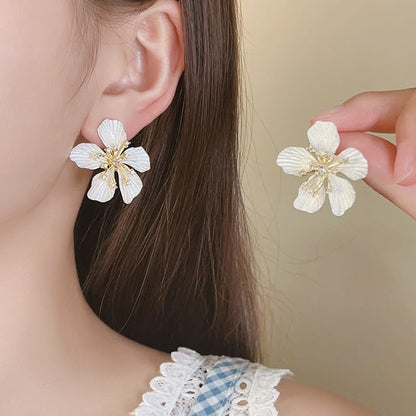 Floral Alloy Statement Earring
