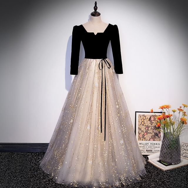 Star / Long-Sleeve A-Line Evening Print Notch Gown Short-Sleeve Mesh Panel Neck