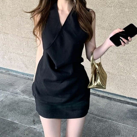 V-Neck Sleeveless Top & High Waist Mini A-Line Skirt