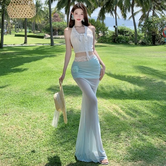 Sleeveless Lace Crop Top and Gradient Fishtail Skirt