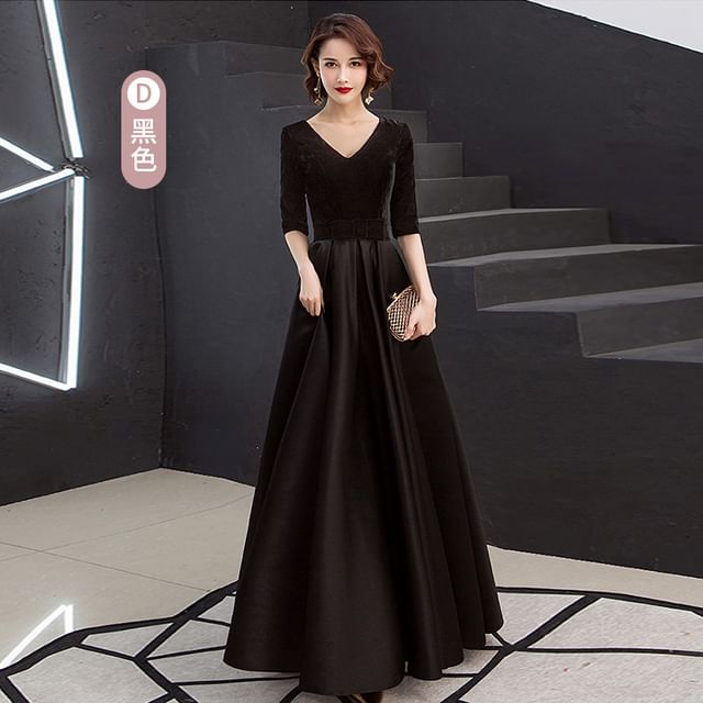 Velvet Evening V-Neck Short-Sleeve Gown A-Line Plain