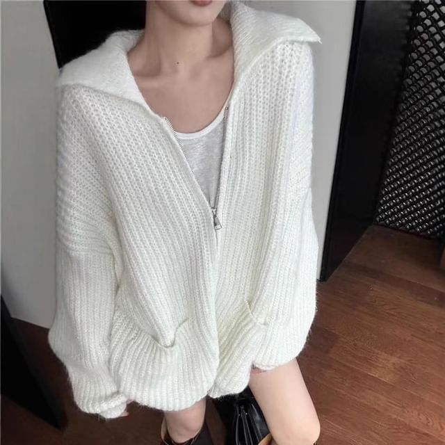 Ribbed Knit V-Neck Zip Cardigan