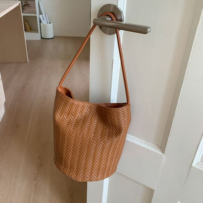 Woven Bucket Shoulder Bag