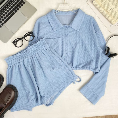 Matching Set: Buttoned Collar Crop Blouse & High-Rise Solid Shorts