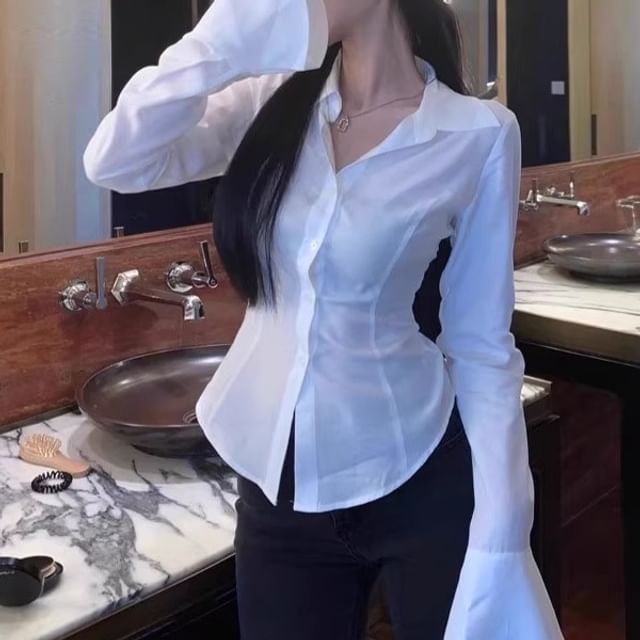 Buttoned Collared Slim Blouse with Long Sleeves