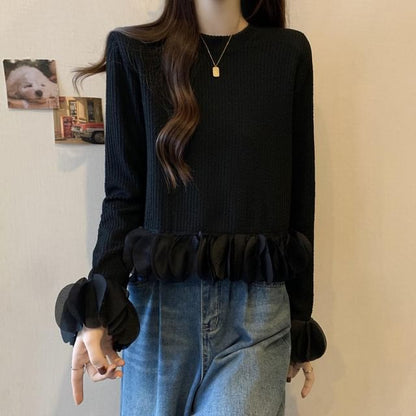 Crewneck Long-Sleeve Ruffle-Hem Knit Pullover in Solid Tone