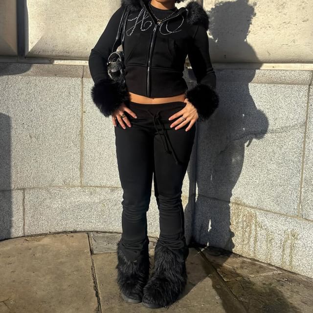 Long Sleeve Lettering Rhinestone Furry-Trim Zip-Up Jacket / Low Waist Sweatpants