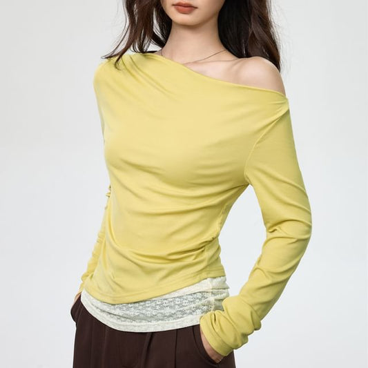 Asymmetric Lace Panel Off Shoulder Slim Tee