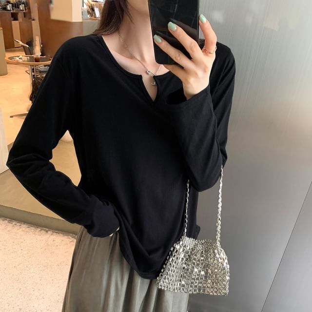 Simple V Neckline Long Sleeve Basic Blouse