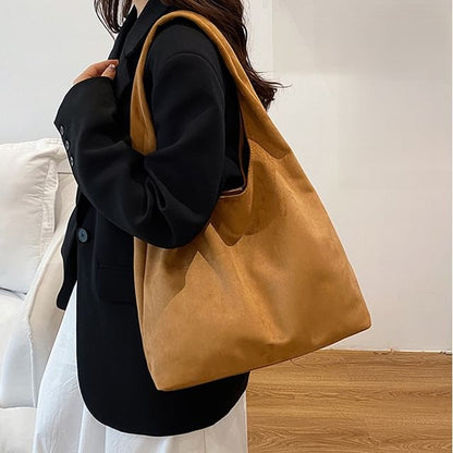 Faux Leather Plain Shoulder Bag With Pouch