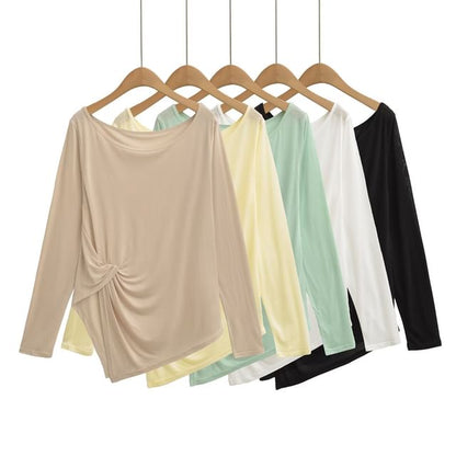 Asymmetrical Plain Top with Boatneck and Long Sleeves