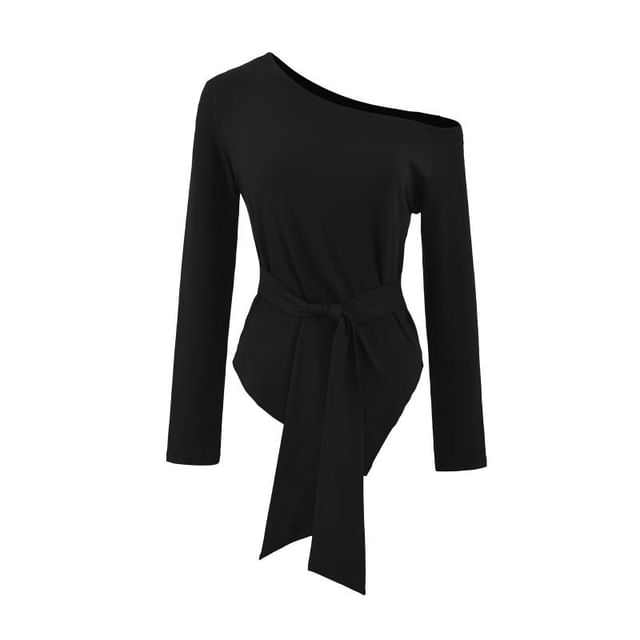 Asymmetrical Plain Tee with Off-Shoulder and Long Sleeves