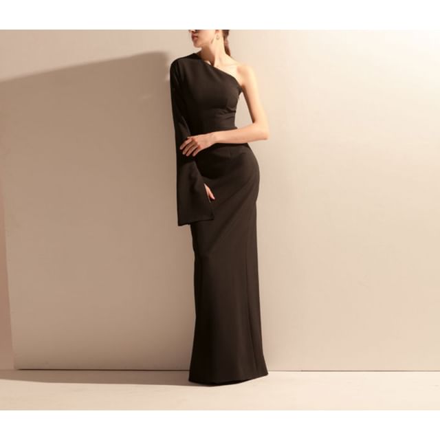 Sheath Long-Sleeve Gown Plain Evening One-Shoulder