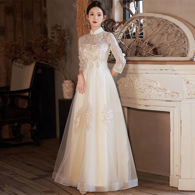 3/4 Sleeve Mandarin Collar Floral Applique Sequin Lace Panel Mesh A-Line Evening Gown
