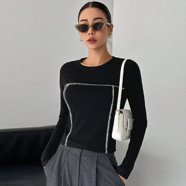 Slim-Fit Crewneck Top with Contrast Stitching