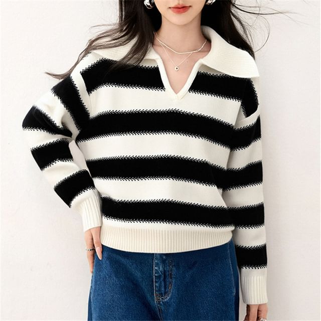 Striped Collared V-Neck Pullover Sweater