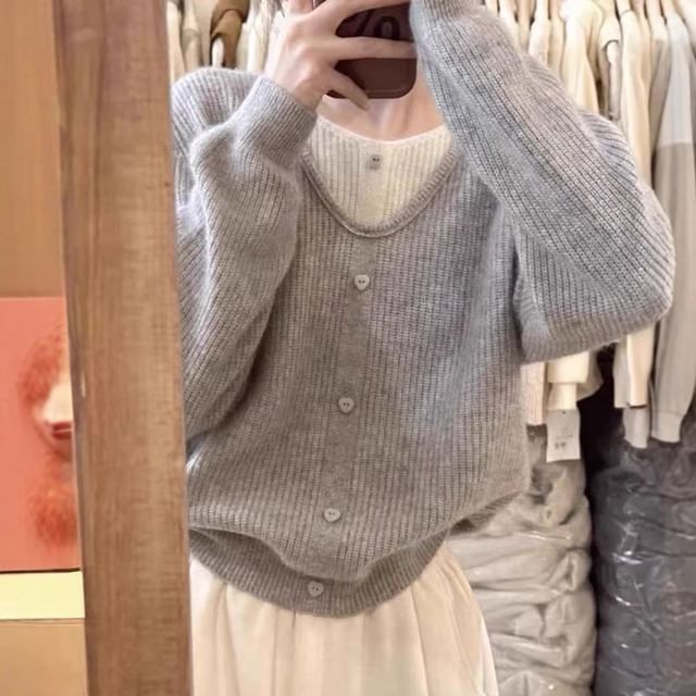Ribbed Buttoned V-Neck Faux Layer Pullover Sweater