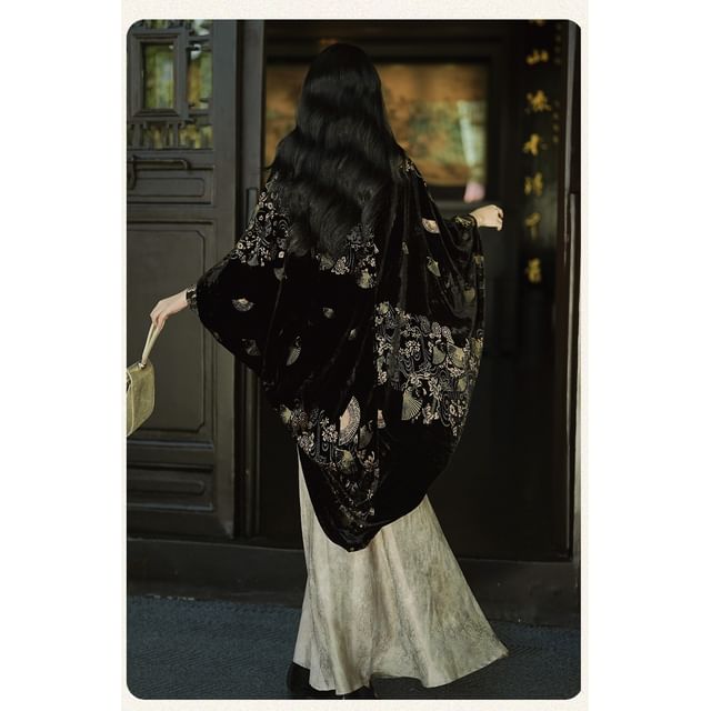 Sleeveless Keyhole Maxi Qipao / Floral Light Jacket / Set