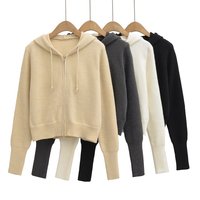 Zip-Up Hoodie with Drawstring and Minimalist Finish