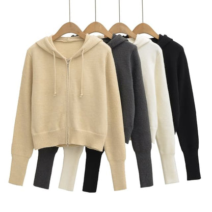 Zip-Up Hoodie with Drawstring and Minimalist Finish