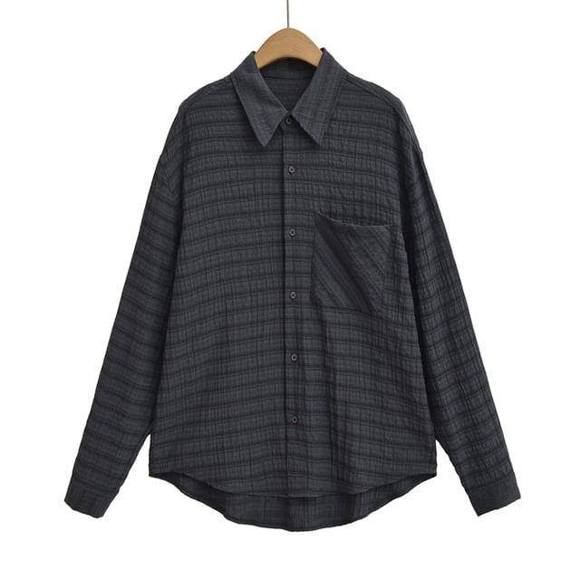 Oversized Plaid Shirt with Pocket Detail and Long Sleeves