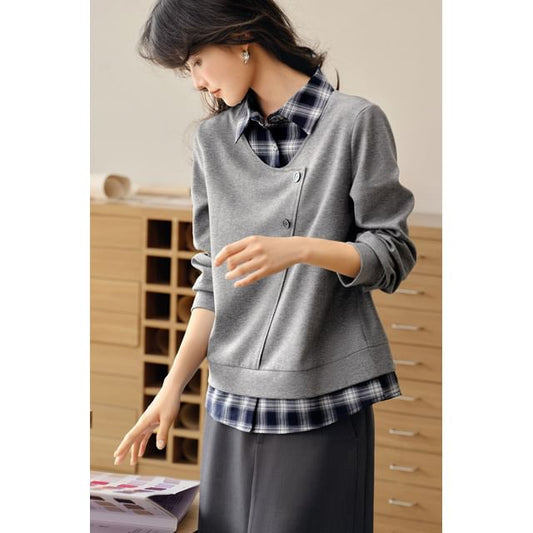 Plaid-Panel Sweatshirt with Faux Two-Piece Collar Design