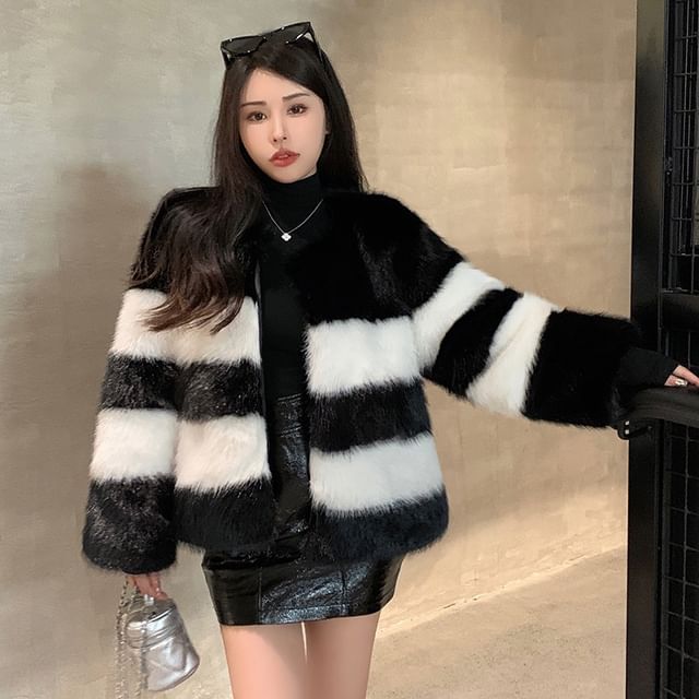 Round Neck Striped Faux Fur Jacket