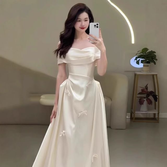 Ruched Accent Satin Plain Off-Shoulder Wedding Bow Gown A-Line