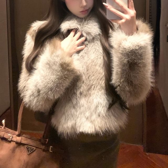 Collared Faux Fur Jacket / High Rise Belted Mini Skirt