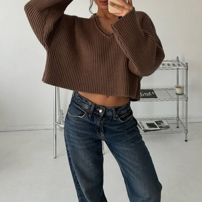 Cropped V-Neck Pullover Sweater in Solid Color
