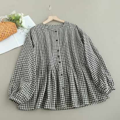 Gingham Blouse with Crew Neckline and Extended Sleeves