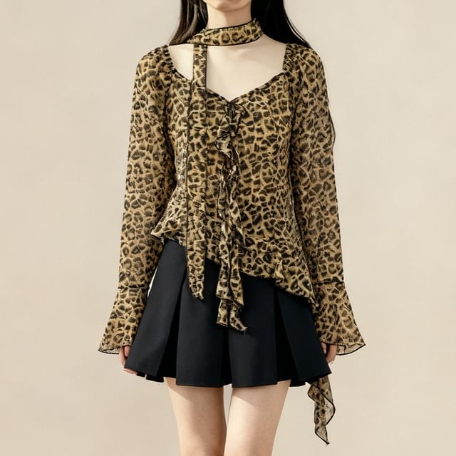 Leopard Print V-Neck Long-Sleeve Shirt