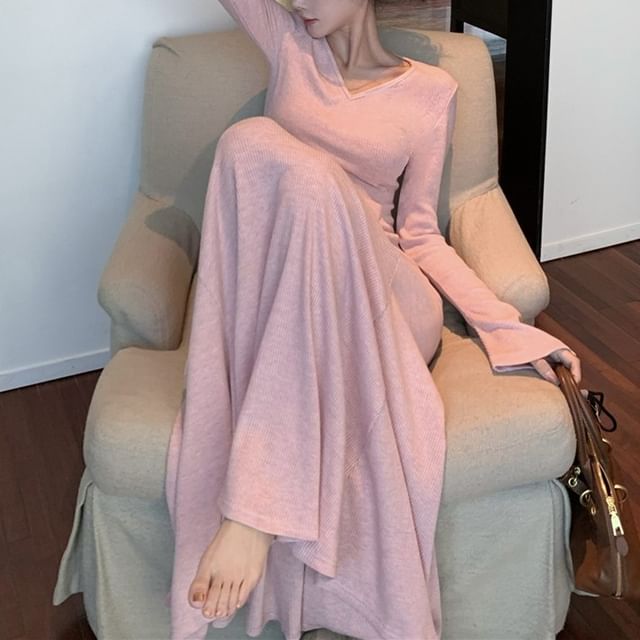 Long Sleeve V-Neck Plain Maxi A-Line Dress