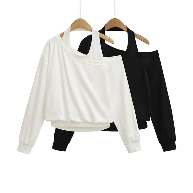 Cutout Shoulder Solid Crop Sweatshirt