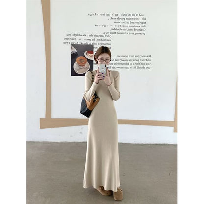 Long-Sleeve V-Neck Maxi A-Line Knit Dress
