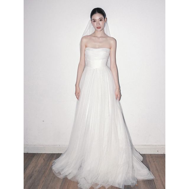 Plain Gathered Mesh A-Line Tube Wedding Gown