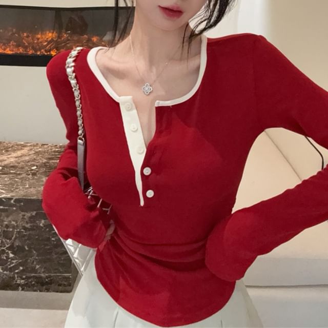 Contrast-Trim Half-Button Fitted Long-Sleeve Tee