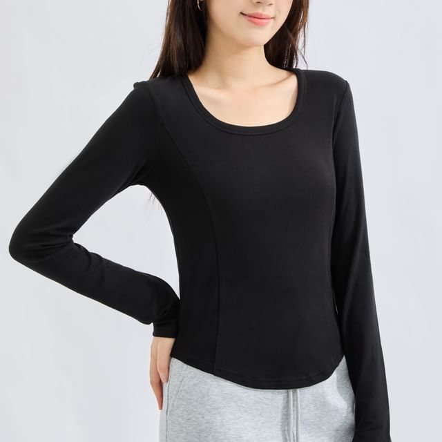 Slim Fit Scoop Neck T-Shirt with Long Sleeves