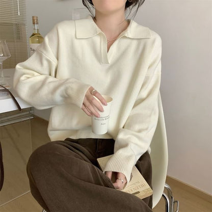Open Placket Polo Sweater with Classic Cut