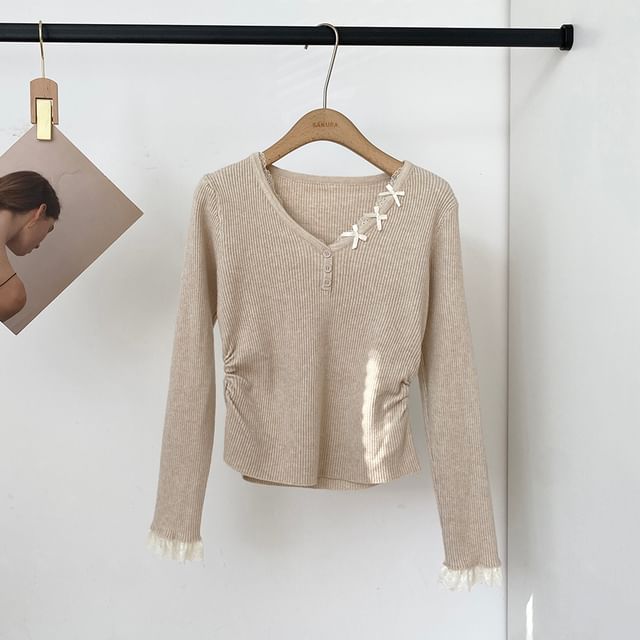 Ribbed V-Neck Knit Top with Long Sleeves