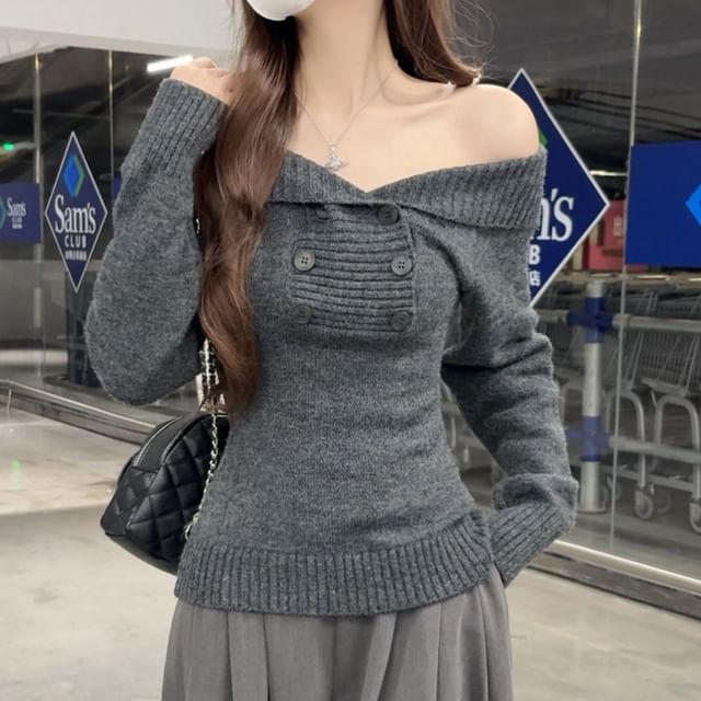 Double-Breasted Off-Shoulder Sweater in Plain Design