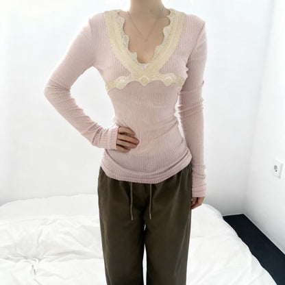 Lace-Trim V-Neck Long-Sleeve Top